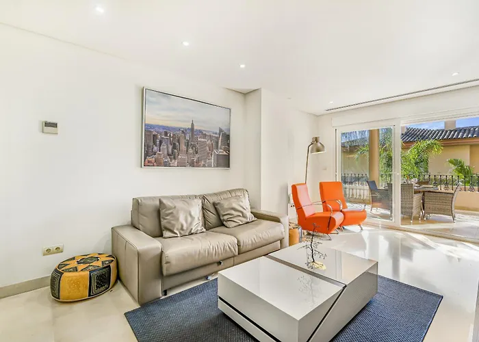 Vista Real - 1 Bedroom By Finest شقة ماربيا